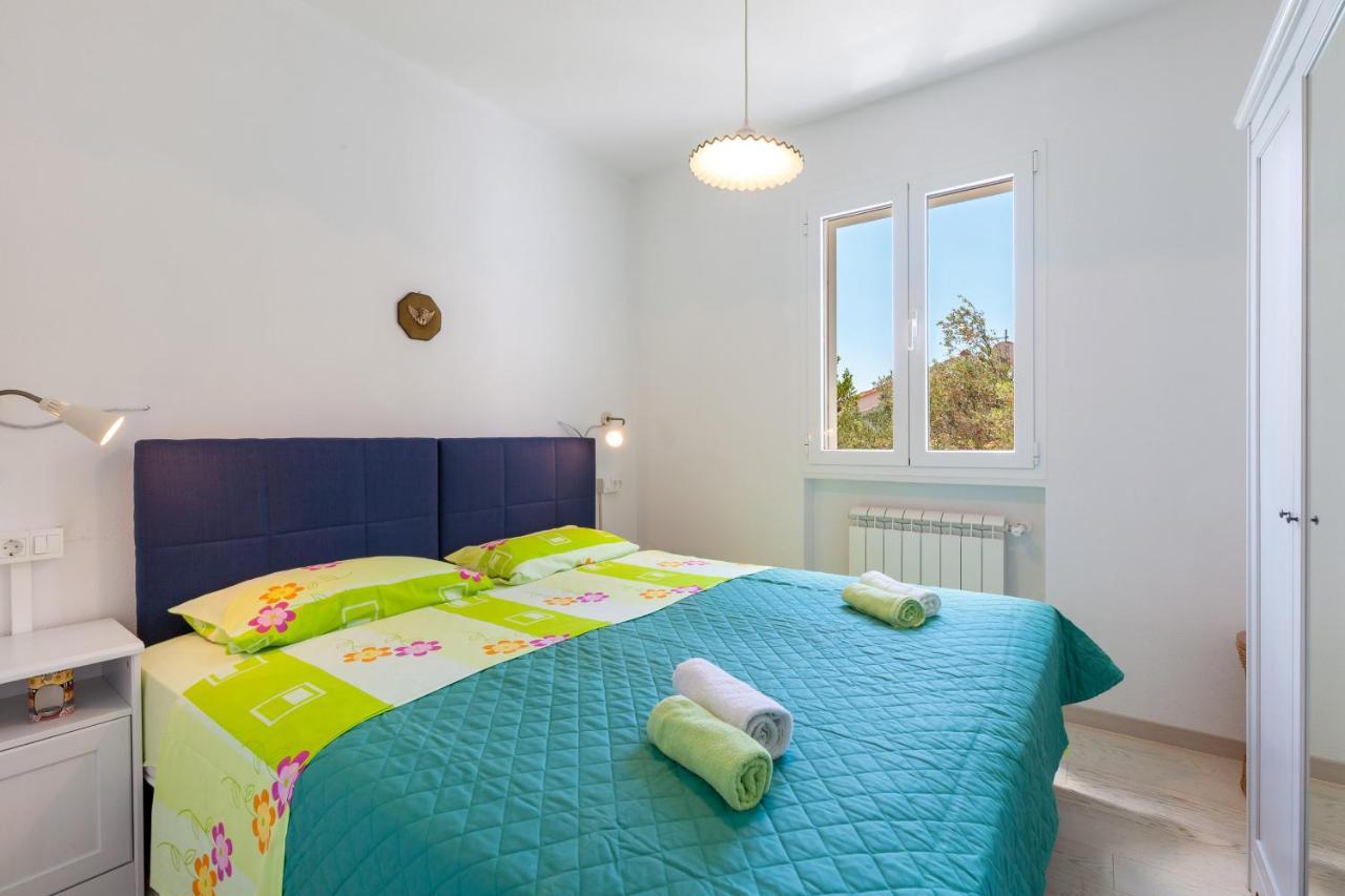 Holiday Home Duje Trogir Exterior photo